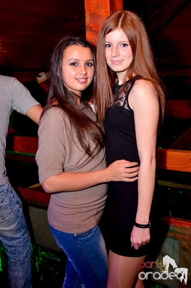 Bomba Party în Disco Faház, 