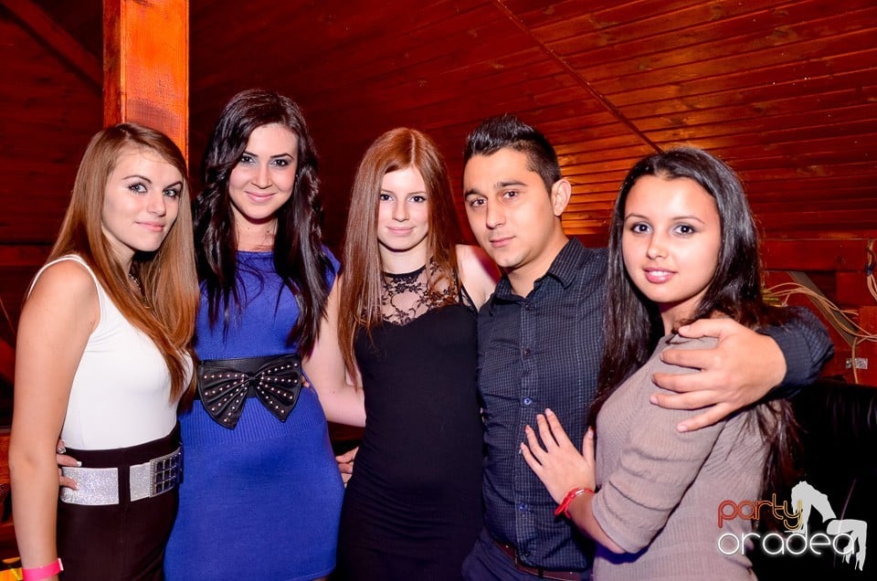 Bomba Party în Disco Faház, 