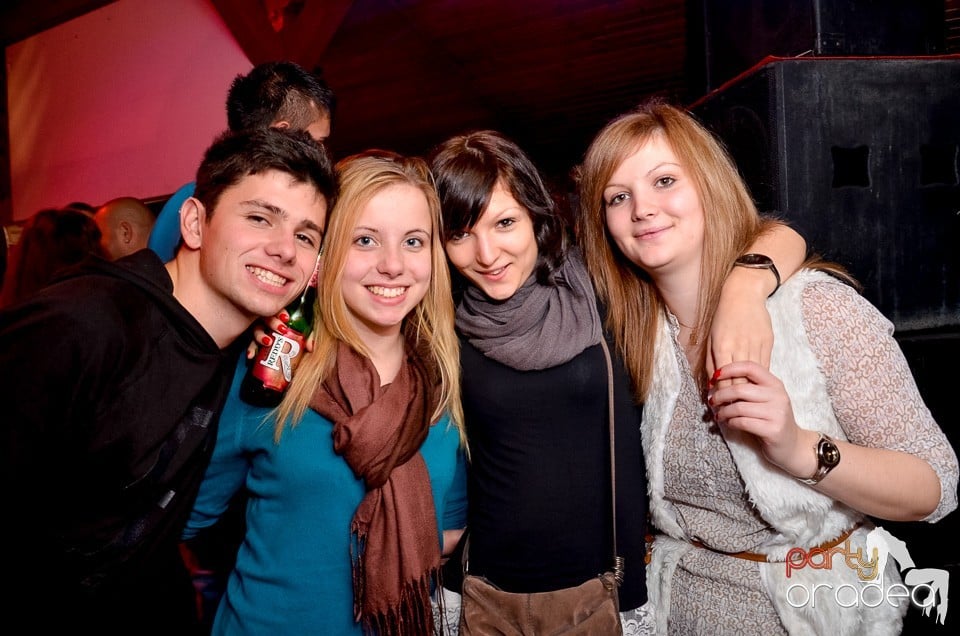 Bomba Party în Disco Faház, 