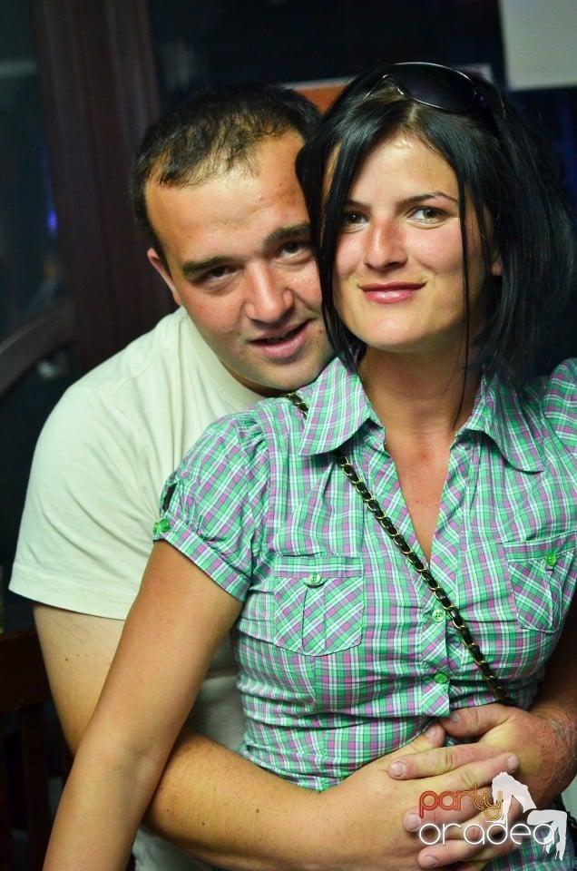 Boogie night, Green Pub