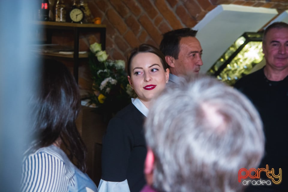 Vineri seara în Restaurant Borsalino, Borsalino