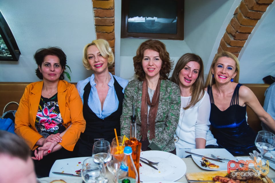 Vineri seara în Restaurant Borsalino, Borsalino
