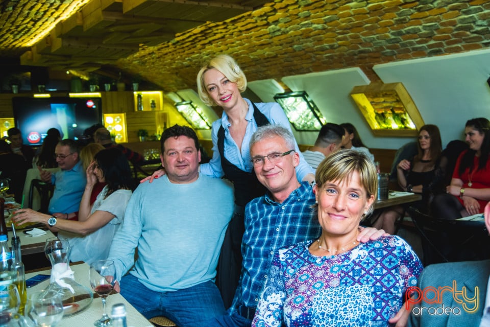 Vineri seara în Restaurant Borsalino, Borsalino