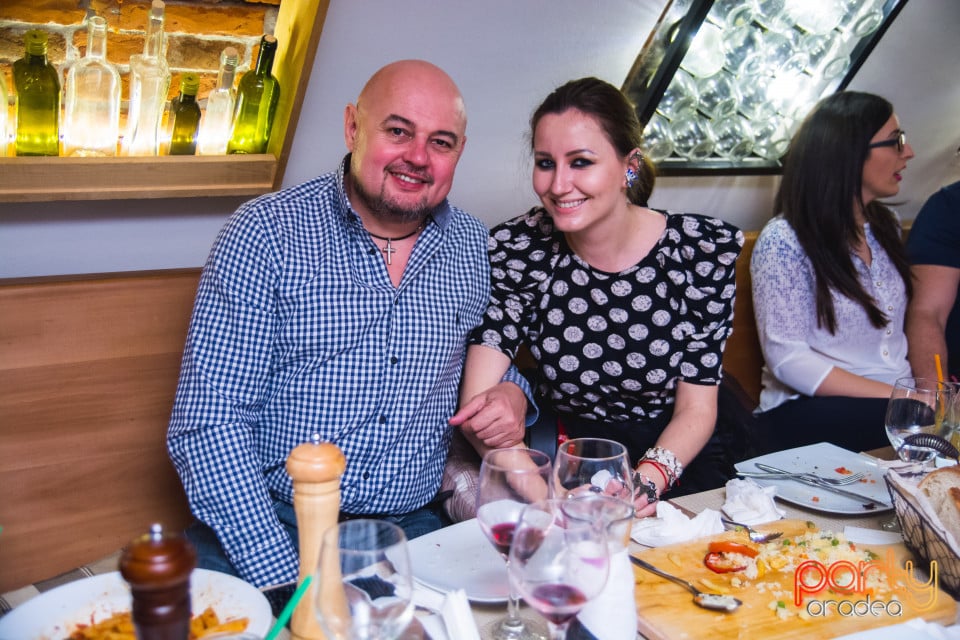 Vineri seara în Restaurant Borsalino, Borsalino