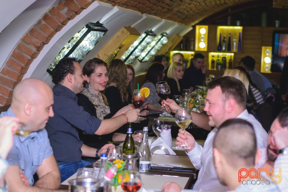 Seara Live Cu Solistul Vocal Răzvan Chebeleu, Borsalino