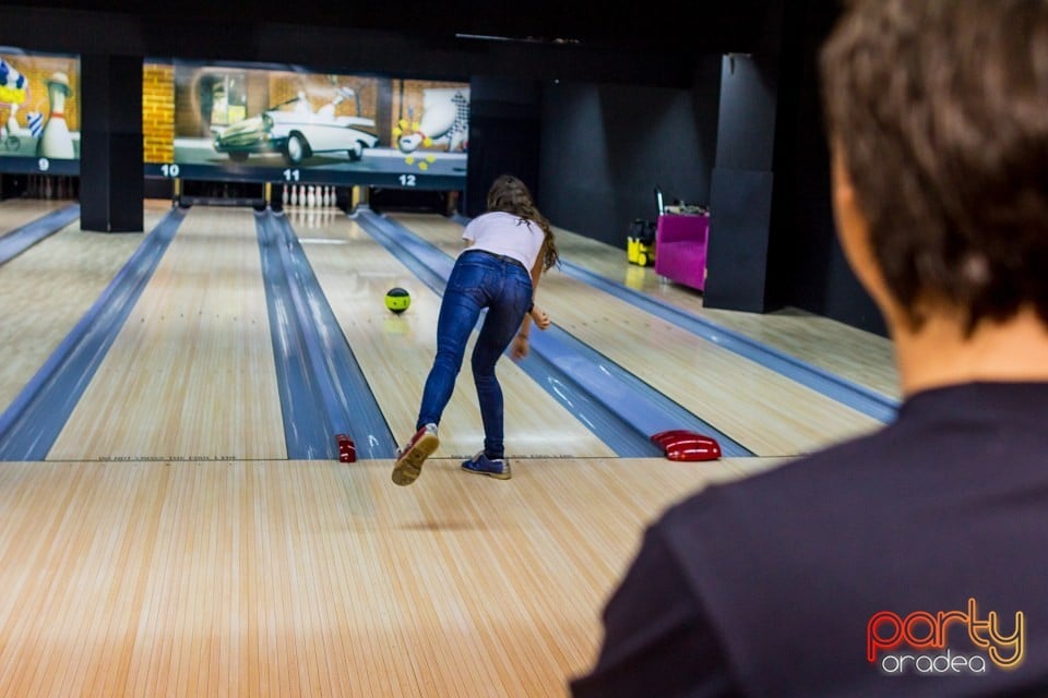 Bowling Tournament, Billy Art Club