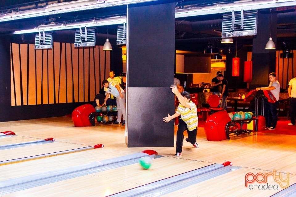 Bowling Tournament, Billy Art Club
