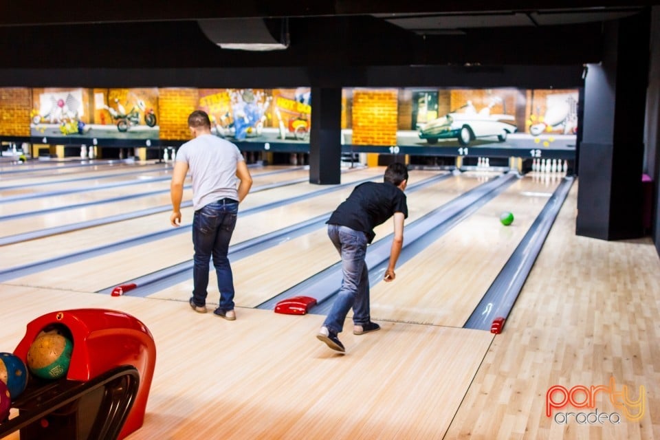 Bowling Tournament, Billy Art Club