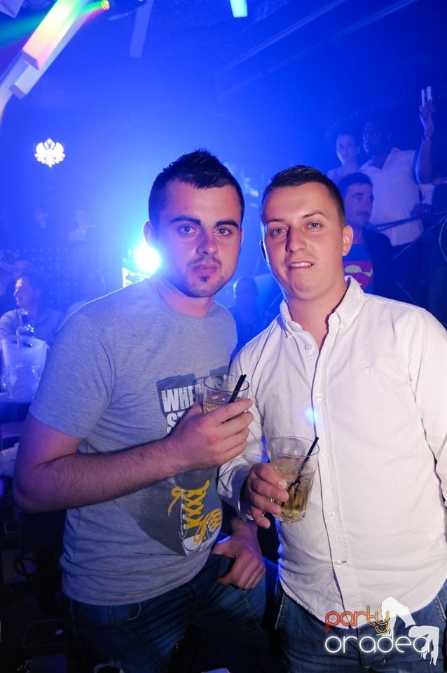 Burlesque Party cu Chantal & Lori Sax, 