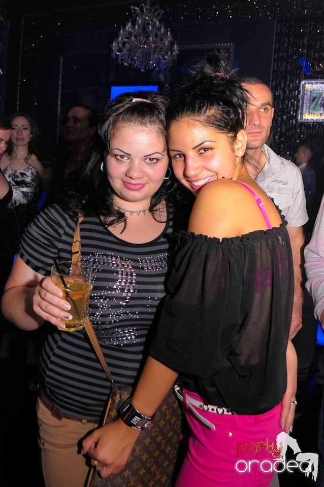 Burlesque Party cu Chantal & Lori Sax, 