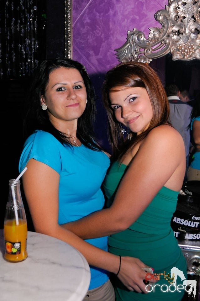 Burlesque Party cu Chantal & Lori Sax, 