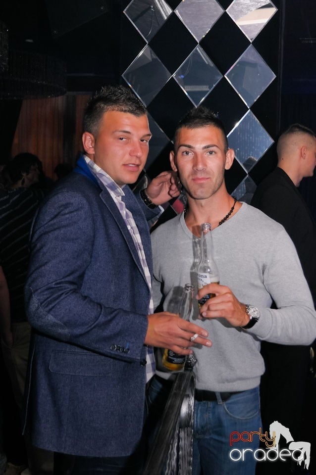 Burlesque Party cu Chantal & Lori Sax, 