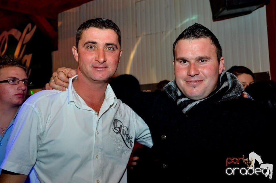 Bye-Bye 2012 Party în Disco Faház, 