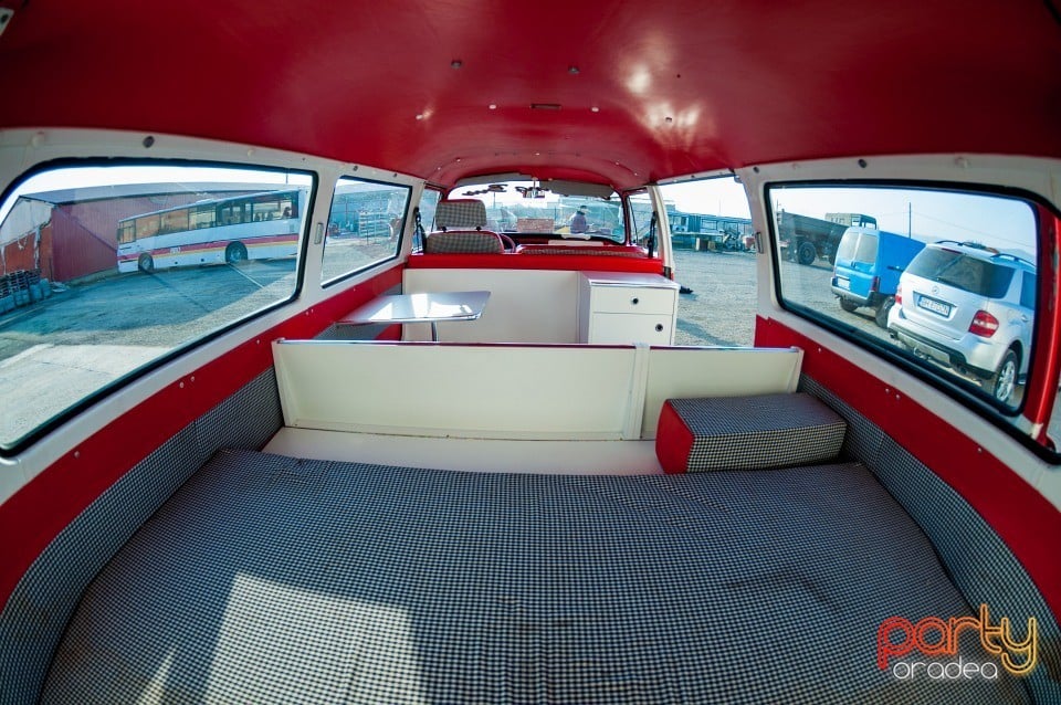 Camping Bus, Crazy Tuning