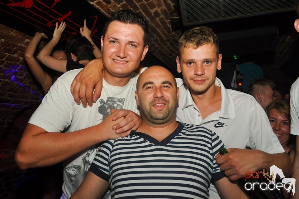 Carlsberg Ice Party în Club Escape, 