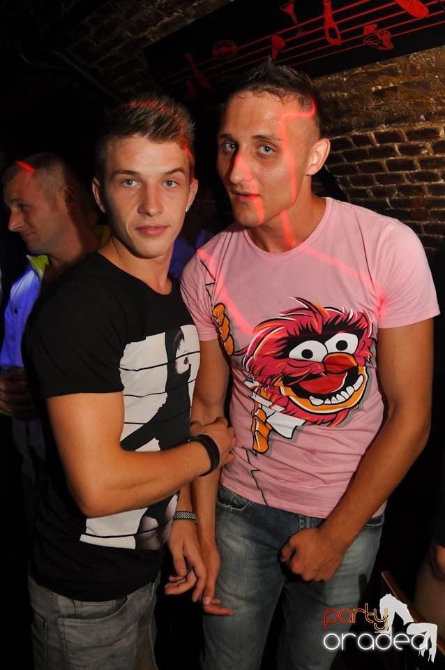 Carlsberg Summer Party continuă în Escape, 