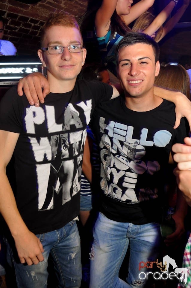 Carlsberg Summer Party continuă în Escape, 