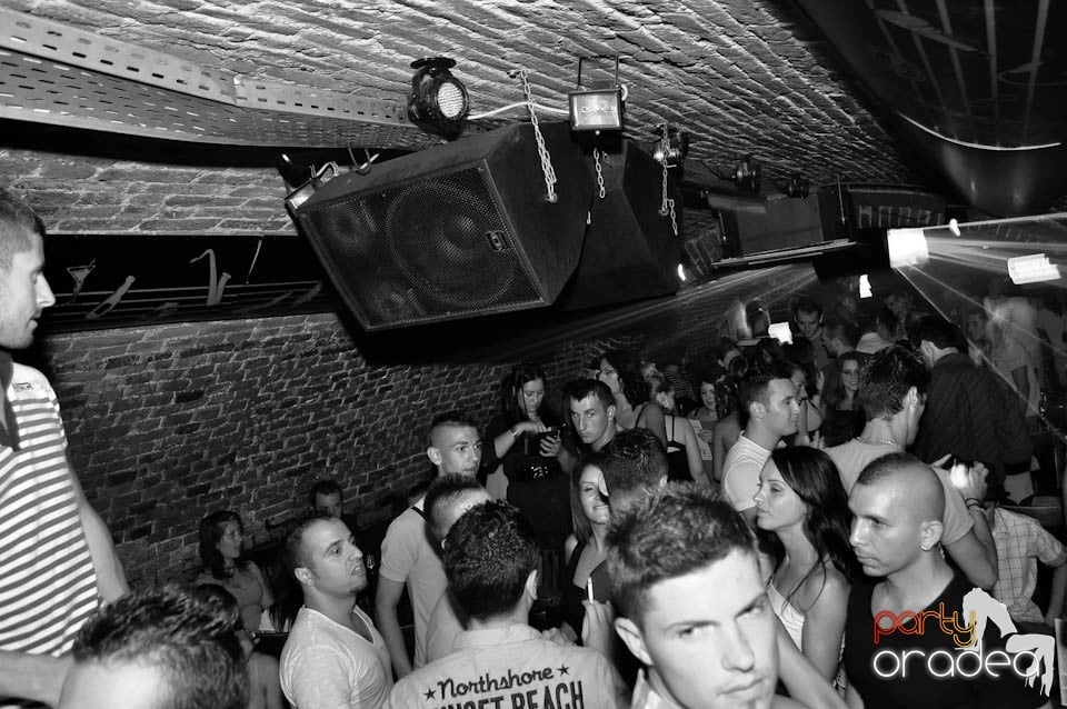 Carlsberg Summer Party continuă în Escape, 