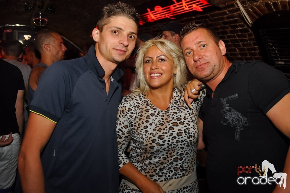 Carlsberg Summer Party continuă, 