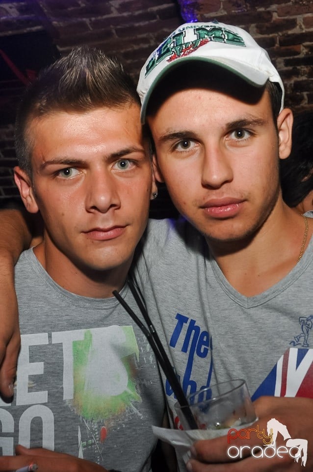 Carlsberg Summer Party continuă, 