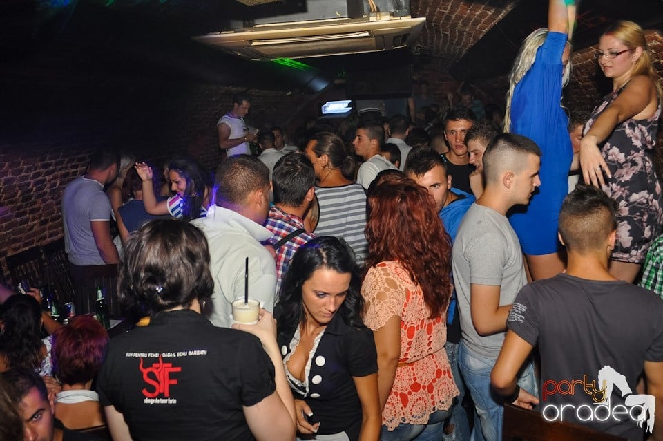 Carlsberg Summer Party continuă, 