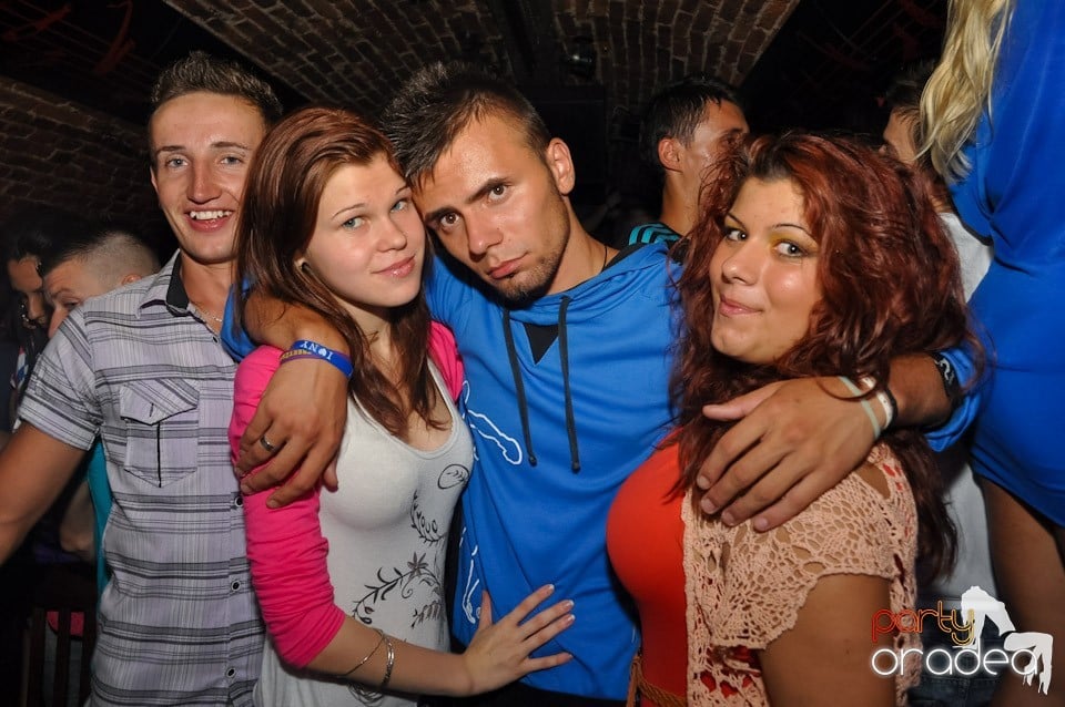 Carlsberg Summer Party continuă, 