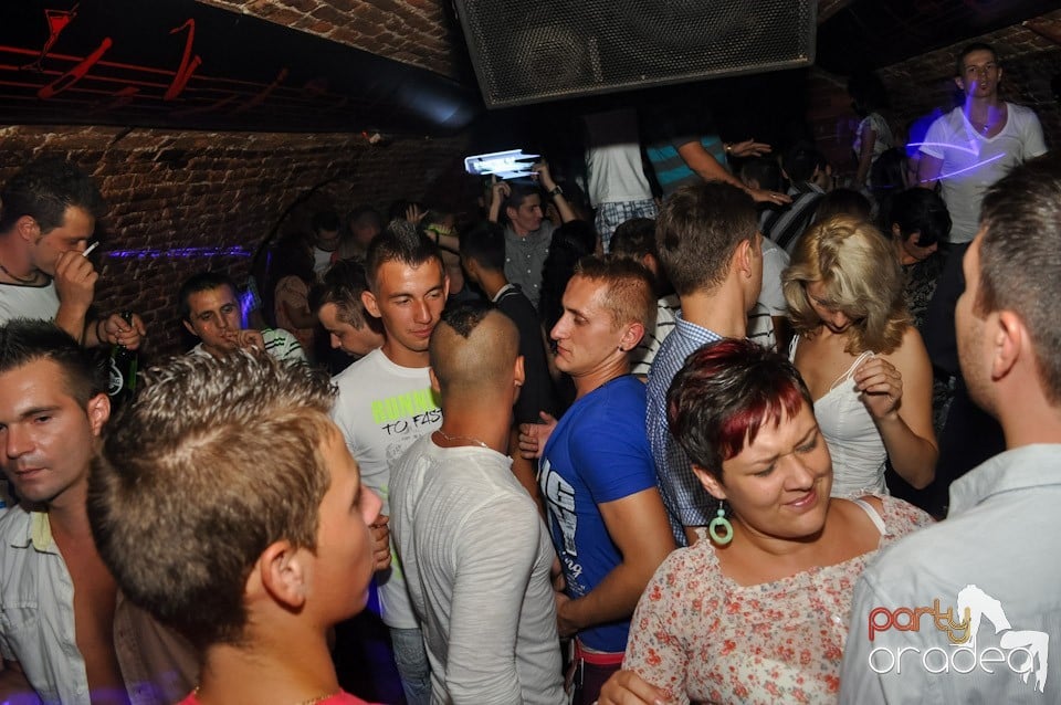 Carlsberg Summer Party continuă, 