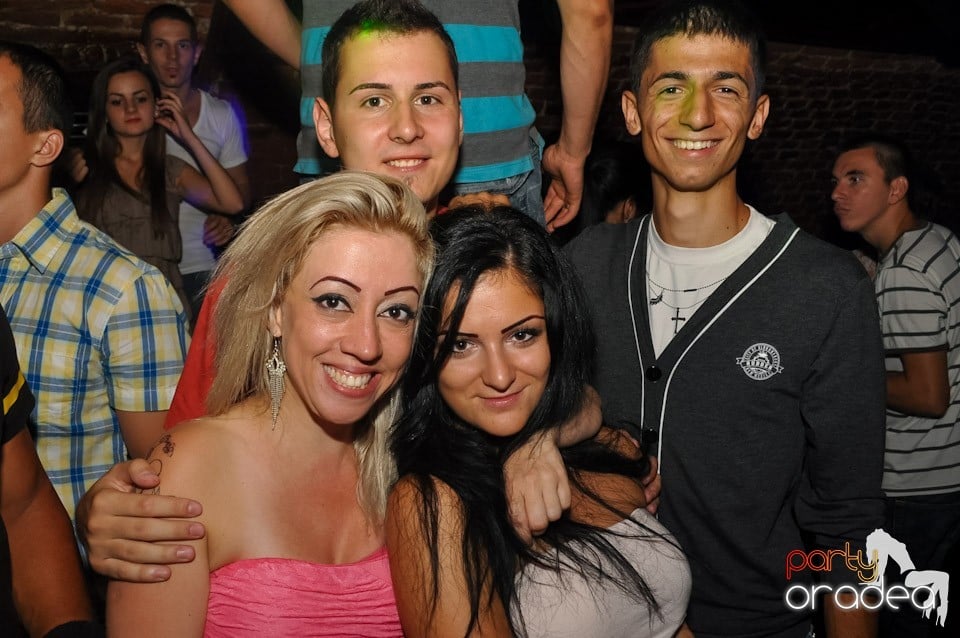 Carlsberg Summer Party continuă, 