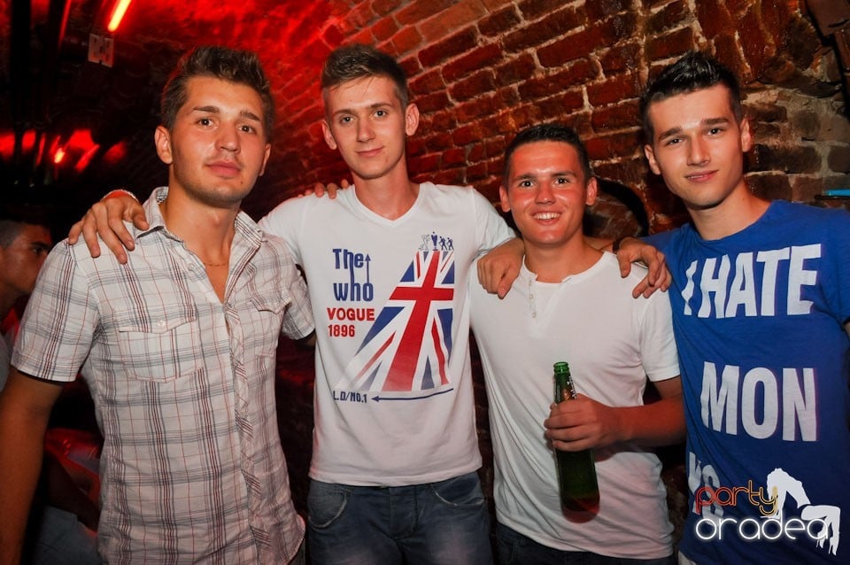 Carlsberg Summer Party în Club Escape, 