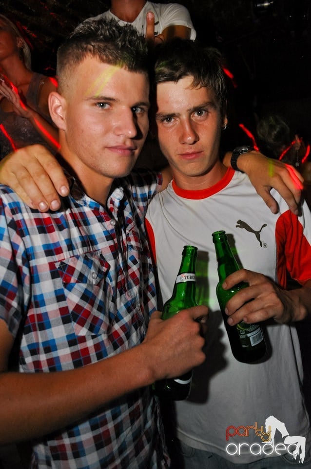 Carlsberg Summer Party în Escape, 