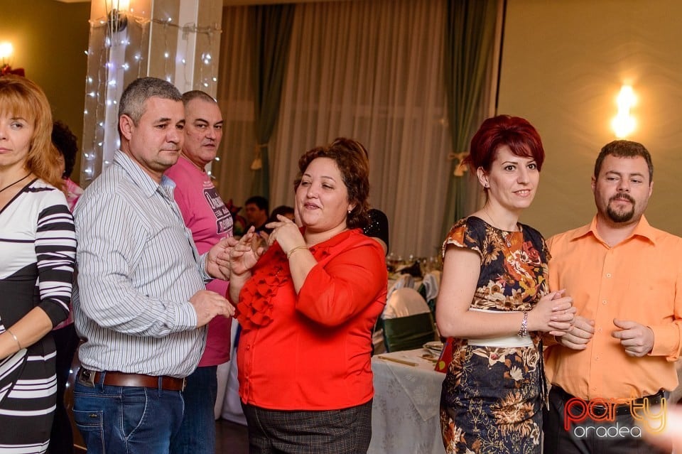 Carnaval în Hotel Nufărul, Hotel Nufărul