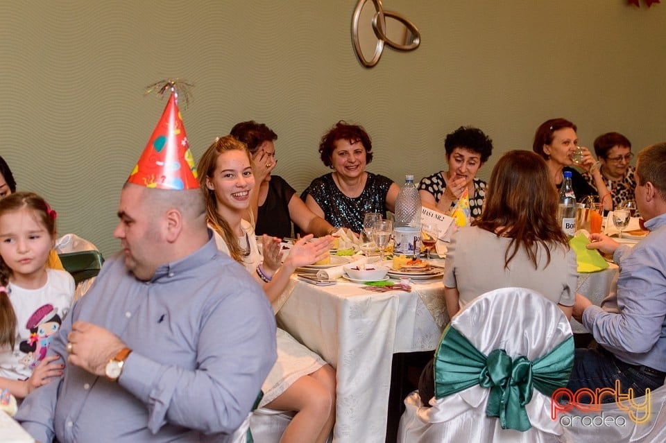 Carnaval în Hotel Nufărul, Hotel Nufărul