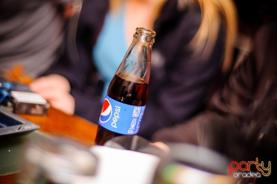 Caveman în Juice, Juice