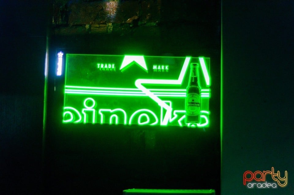 Caveman în Juice, Juice