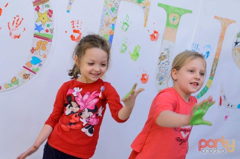 Cel mai mare mărţişor, Lotus Center