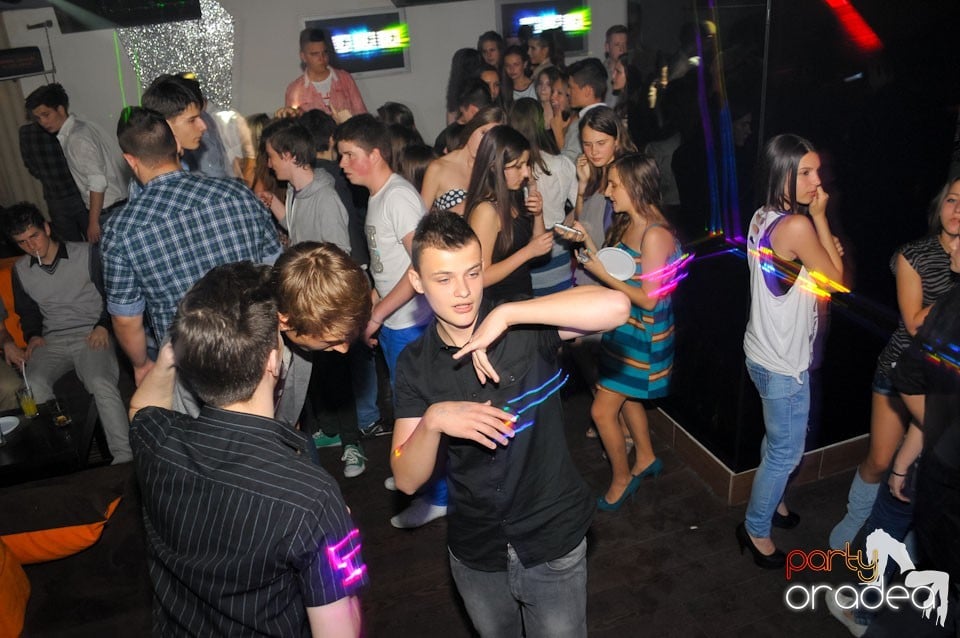 Champagne Showers Party în Heat Club,