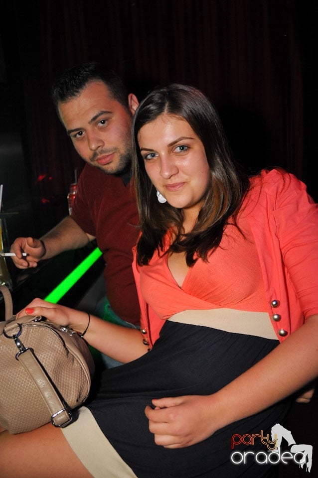 Champagne Showers Party în Heat Club,