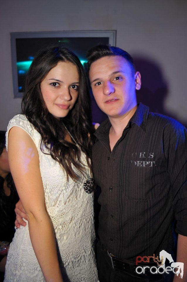 Champagne Showers Party în Heat Club,