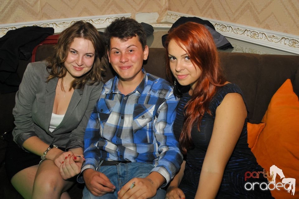 Champagne Showers Party în Heat Club,