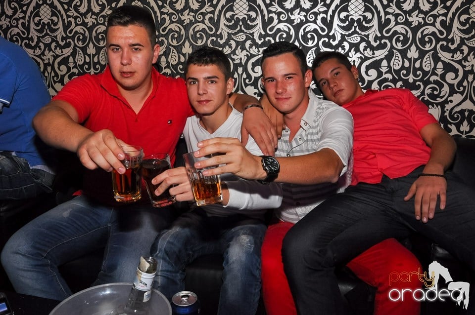 Chef de chef în Club Life, 