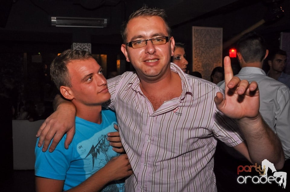 Chef de chef în Club Life, 