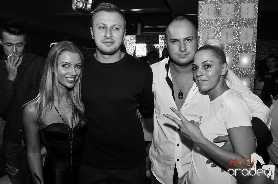 Chef de chef în Club Life, 