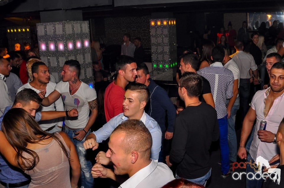 Chef de chef în Club Life, 