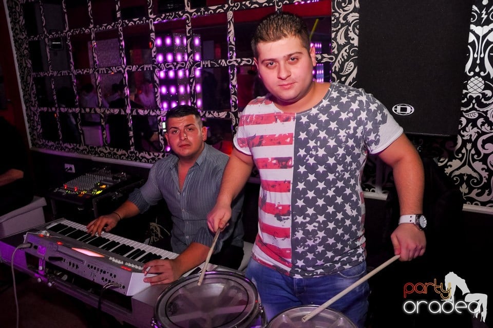 Chef de chef în Club Life, 