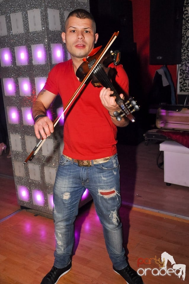 Chef de chef în Club Life, 