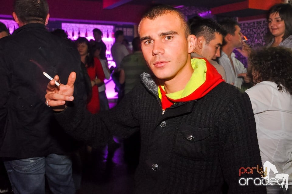 Chef de chef în Club Life, 