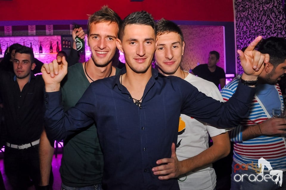 Chef de chef în Club Life, 