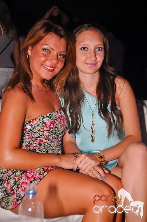 Chef de milioane în Club Life, 