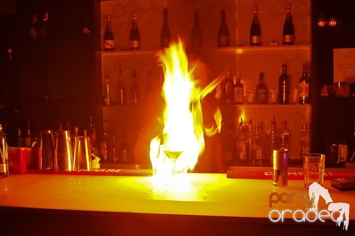 Chef de milioane în Club Life, 