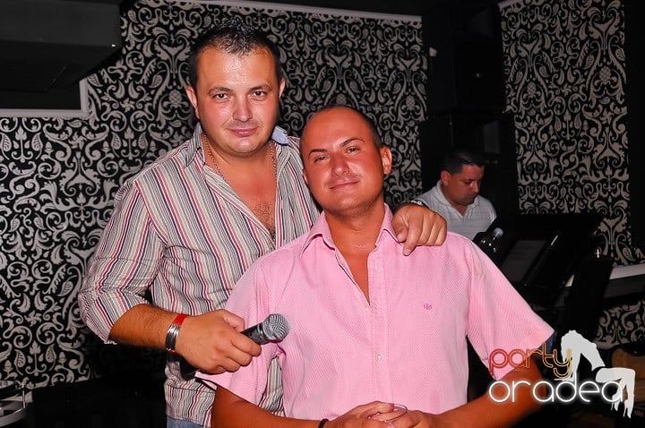 Chef de milioane în Club Life, 